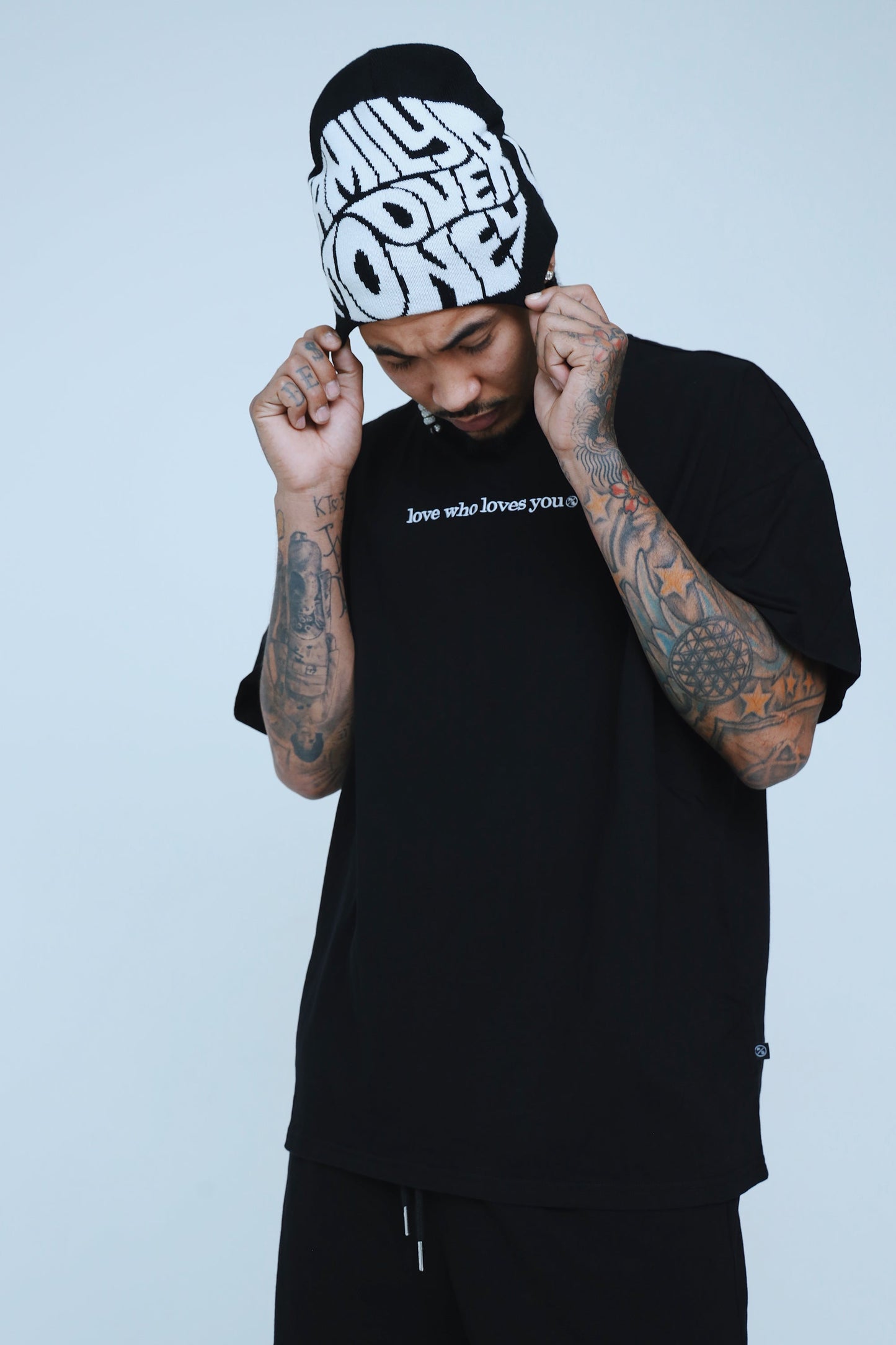 Love Who Loves You|Black Oversize Shirt