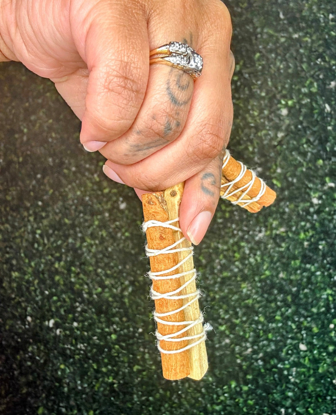 Cinnamon + Palo Santo Bundles